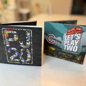 Pearl Jam Booklet & CD’s Lot Wrigley Field 2016 and PJ 20